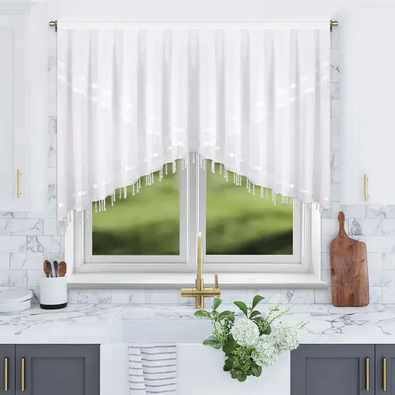 Łatwy zwrot Firana asymetryczna z woalu zdobiona lamówką i perełkami 200x130cm PERILA