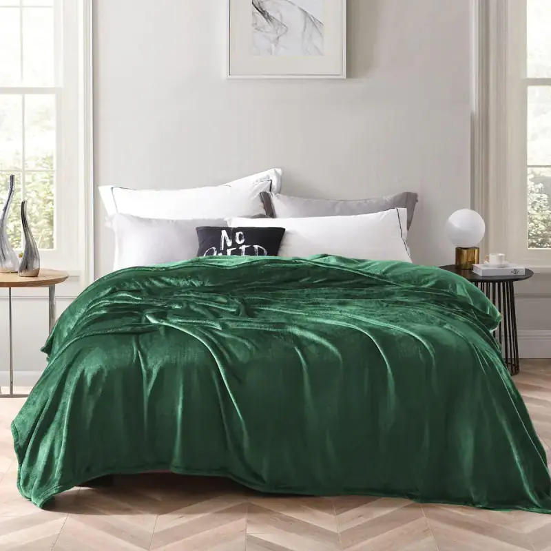 Wysoka jakość Koc gładki z mikrofibry khaki 200x220cm PLUSZ