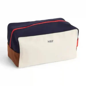 Ostatnie sztuki HAY kosmetyczka Multi Wash Bag M/26 x 14 x 14 cmkolor beżowy